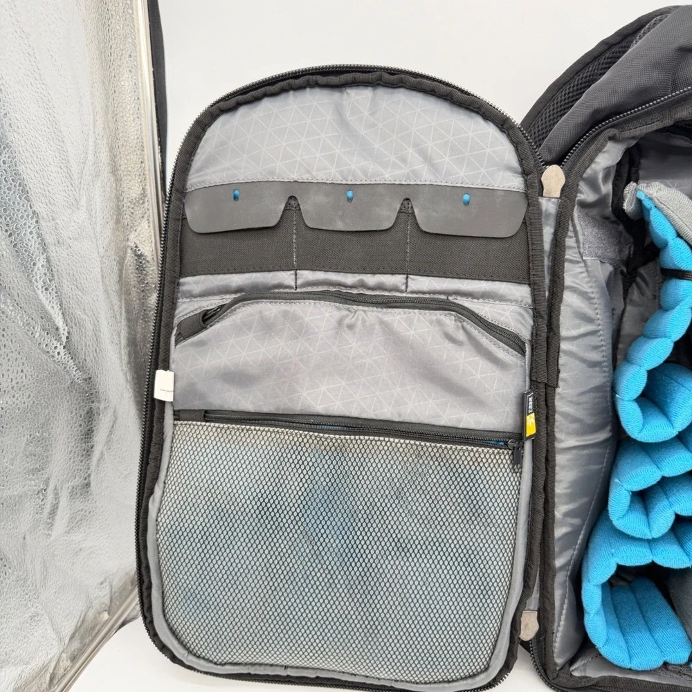 Case Logic DSLR Camera Backpack Black Ripstop Nylon Laptop Compartment Padded